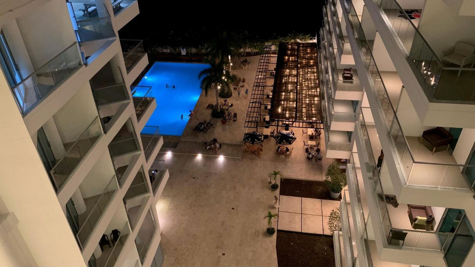 Morros Seaway 935 Apto 806 Apartamento *